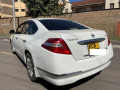 nissan-teana-small-0