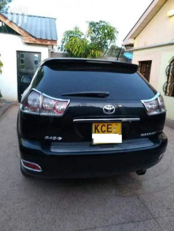 toyota-harrier-big-2