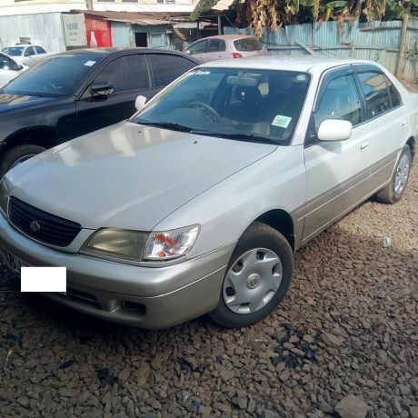 toyota-premio-big-0