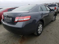 toyota-camry-base-small-2