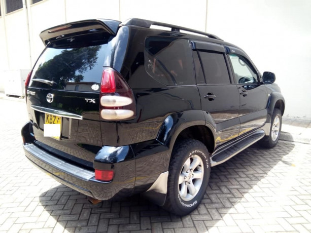 toyota-prado-j120-big-2