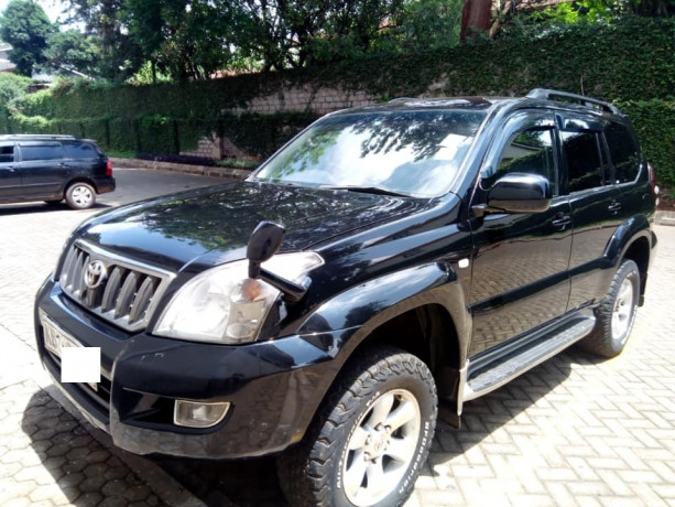 toyota-prado-j120-big-0