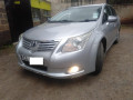 toyota-avensis-small-0