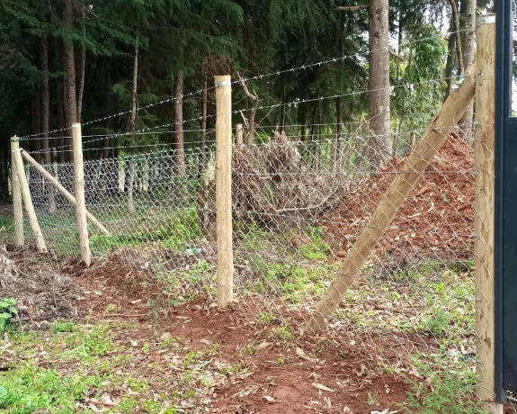 wire-fence-installation-big-1