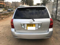 toyota-fielder-small-2