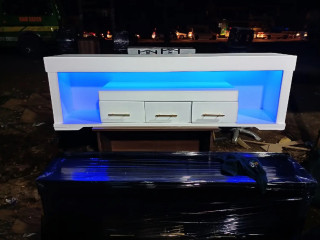 Tv Stand Hold Upto 65 Inches