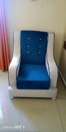 new-armchair-urgent-sale-big-1