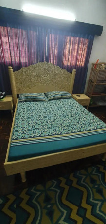 hand-carved-hardwood-bed-lamu-style-big-1