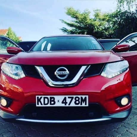 nissan-xtrail-big-0