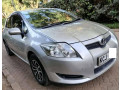 toyota-auris-small-0