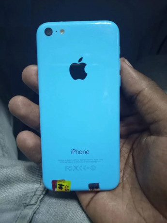 apple-iphone-5c-16-gb-blue-big-2