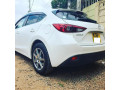 mazda-axela-small-2