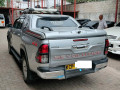 toyota-hilux-small-2