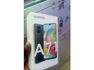 Samsung Galaxy A71 128 GB Blue