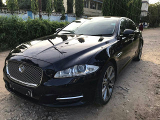 Jaguar XJL Portfolio