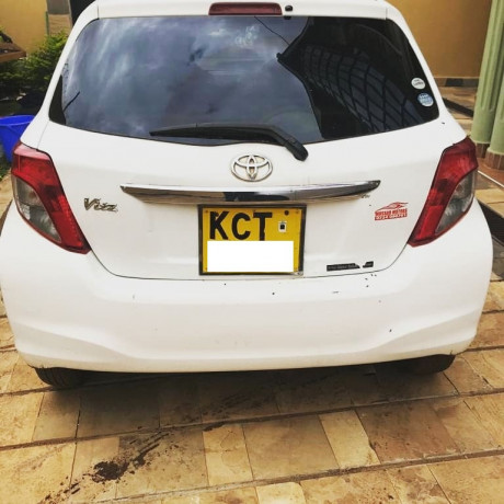 toyota-vitz-big-2