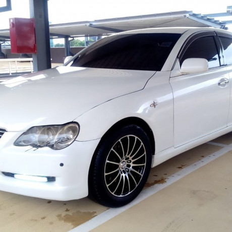 toyota-mark-x-big-0