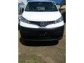 nissan-nv200-small-0