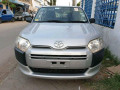 toyota-probox-small-0